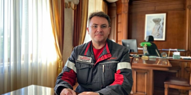 Генеральный директор АКХЗ Виталий Литовка: «Шаг за шагом мы восстанавливаем работу предприятия, развиваем город»