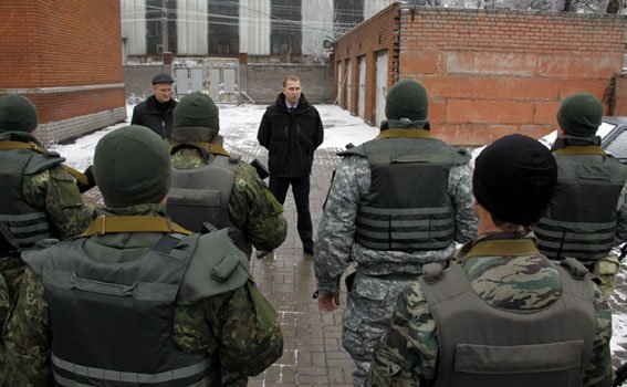 В Авдеевку направлен новый сводный отряд управления милиции Донецкой области (фото) - фото 2